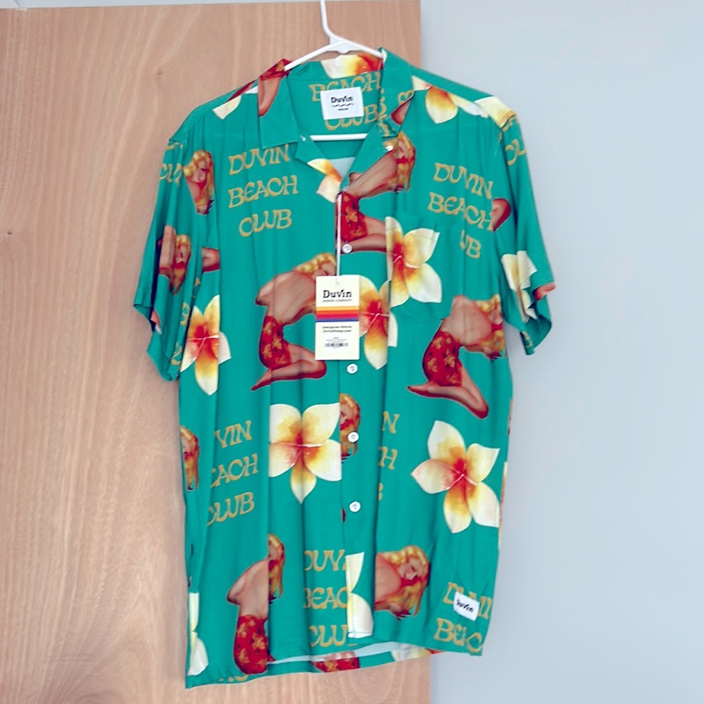 NEW Beach Club Tropical Print Button Up